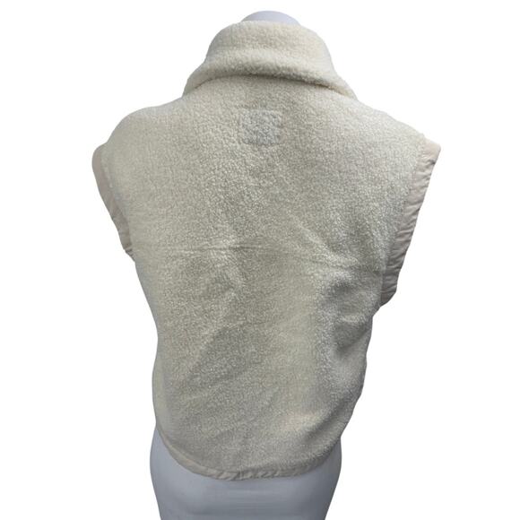 Abercrombie & Fitch White Faux Fur Sherpa Full Zip Sleeveless Vest Jacket XS - Picture 2 of 4